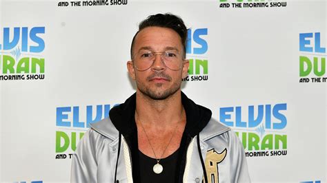 Is Carl Lentz Still Married To His Wife Laura After His。